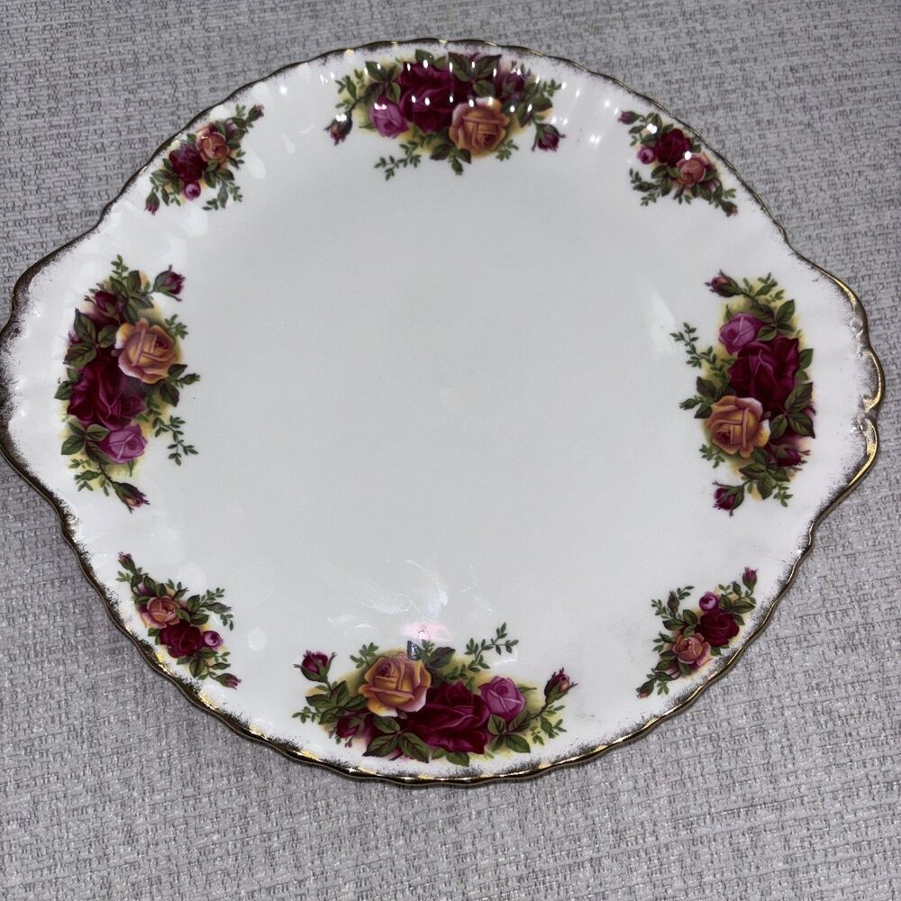 Royal Albert - Old Country Roses - Handled Cake Plate - 11ยฝ by 12ยฝ inches
